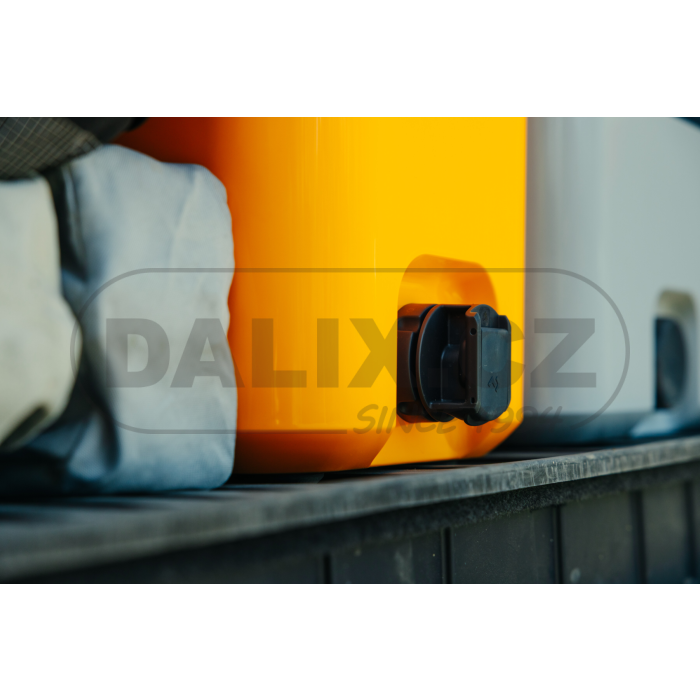 Nádrž na vodu a chladicí box s pevným pláštěm Dometic Recon, mango, 16 litrů