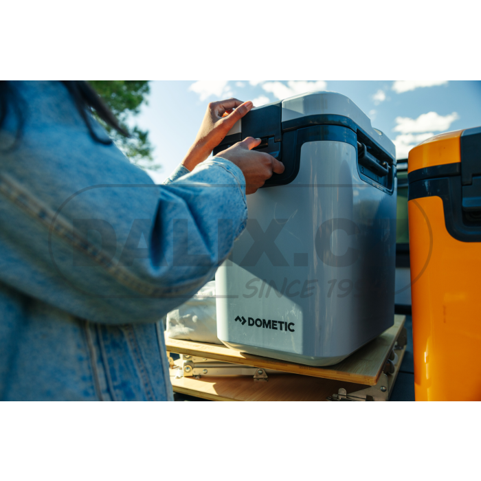 Nádrž na vodu a chladicí box s pevným pláštěm Dometic Recon, šedá