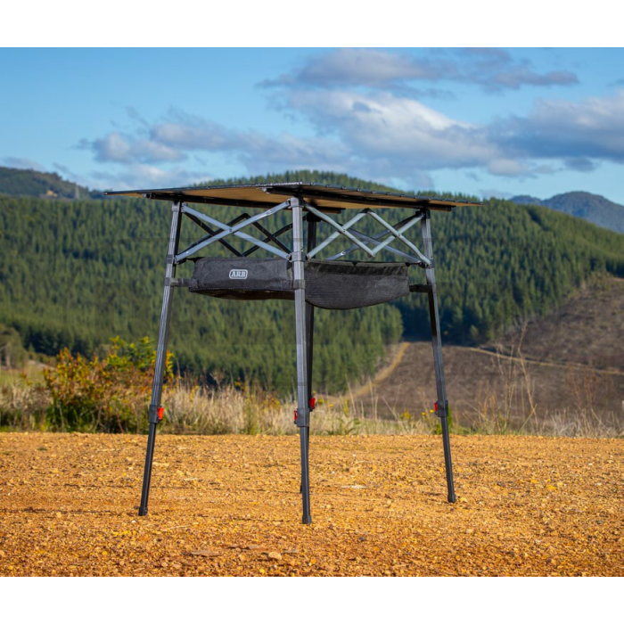 Skládací kempingový stůl ARB PINNACLE, černý hliník