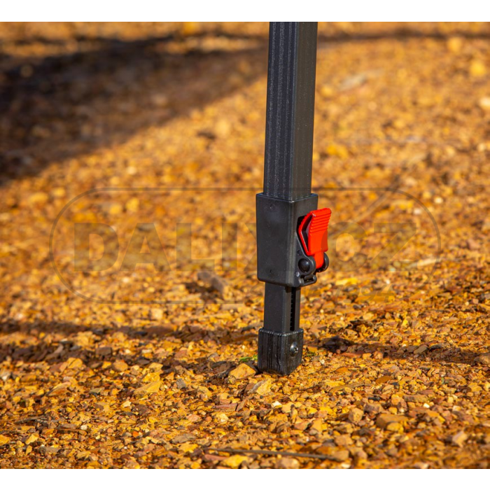Skládací kempingový stůl ARB PINNACLE, černý hliník